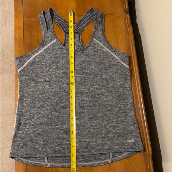 Sz:M  AVIA tank - Picture 2 of 6